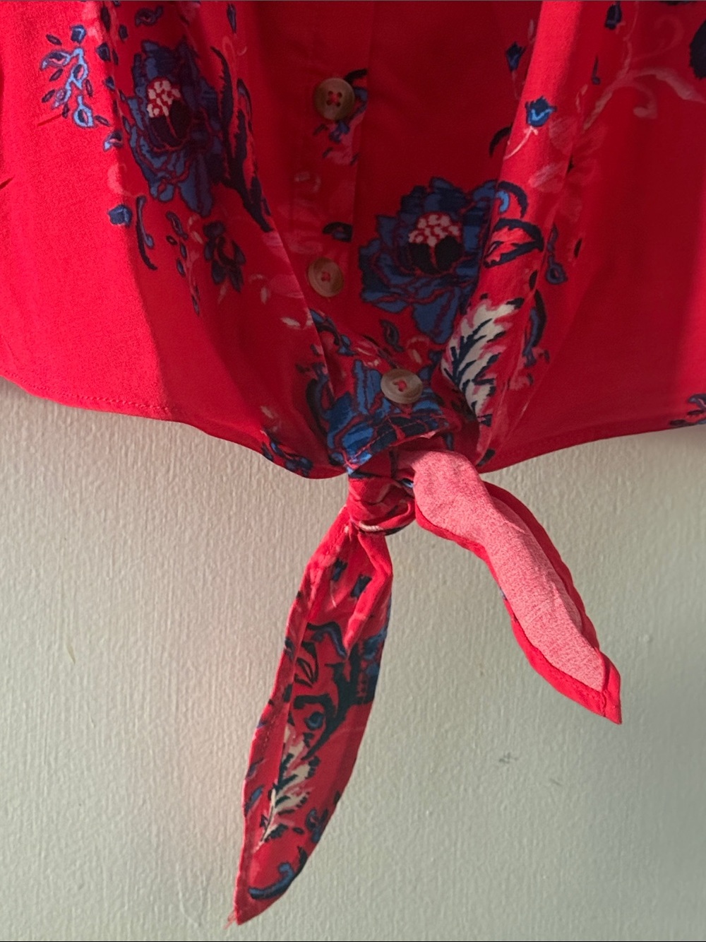 Torrid Challis Tie Front Crop NWT - Picture 6 of 7